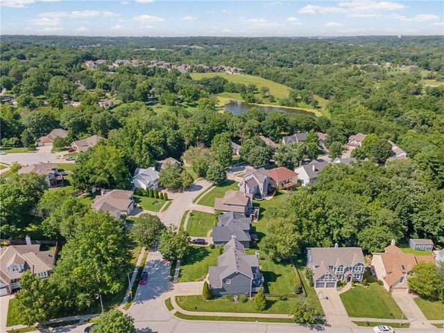 5901 NW Liston Court, Kansas City, MO 64151