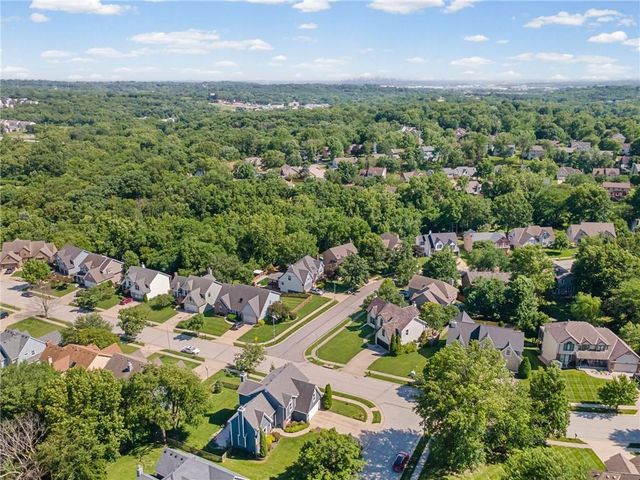 5901 NW Liston Court, Kansas City, MO 64151