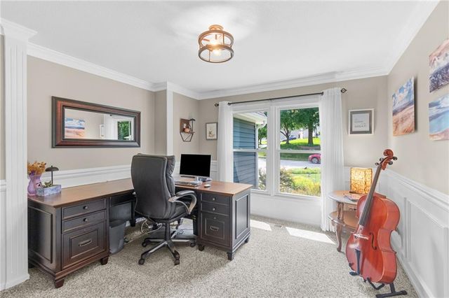 5901 NW Liston Court, Kansas City, MO 64151