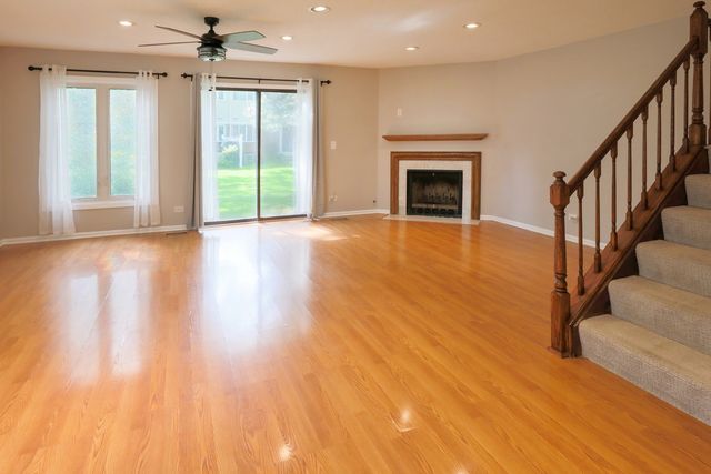 329 Redwing Drive 329, Deerfield, IL 60015