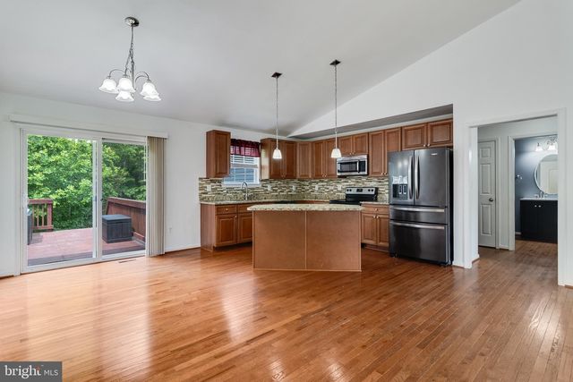 3020 FRANKLIN DR, Huntingtown, MD 20639