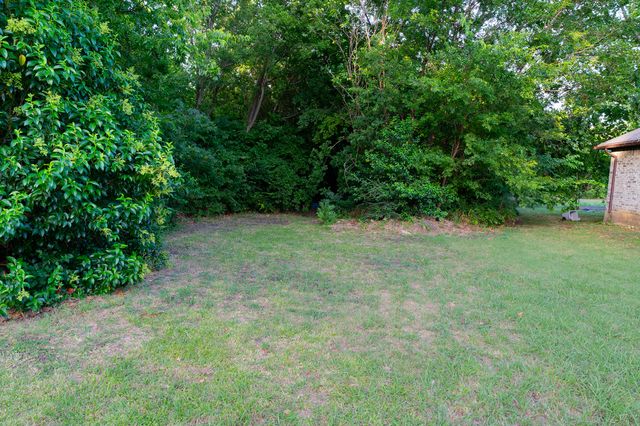600 N Elm Street, Lancaster, TX 75146