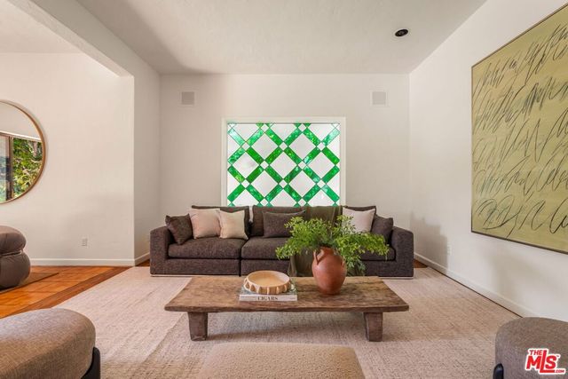 510 N Alta Drive, Beverly Hills, CA 90210