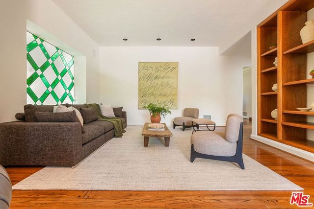510 N Alta Drive, Beverly Hills, CA 90210