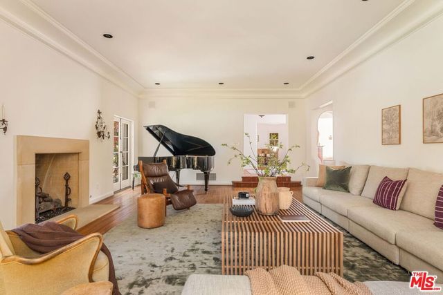 510 N Alta Drive, Beverly Hills, CA 90210