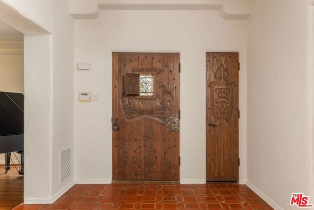 510 N Alta Drive, Beverly Hills, CA 90210