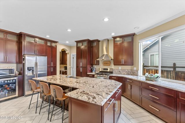 6894 Cinnamon Drive, Sparks, NV 89436