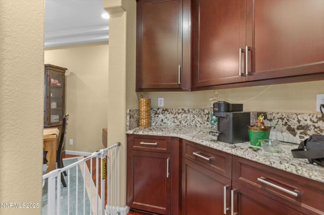 6894 Cinnamon Drive, Sparks, NV 89436