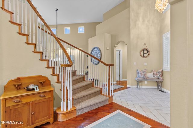 6894 Cinnamon Drive, Sparks, NV 89436