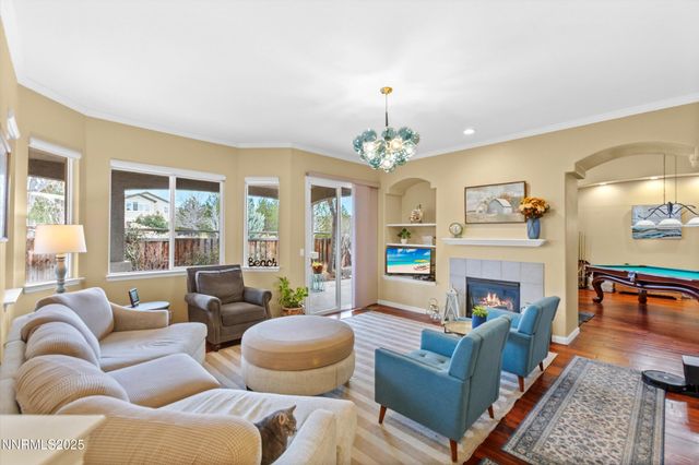 6894 Cinnamon Drive, Sparks, NV 89436