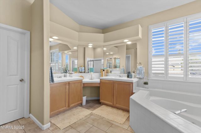 6894 Cinnamon Drive, Sparks, NV 89436
