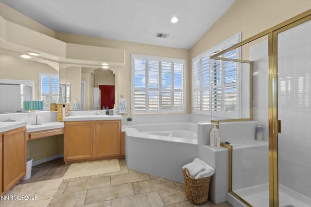 6894 Cinnamon Drive, Sparks, NV 89436