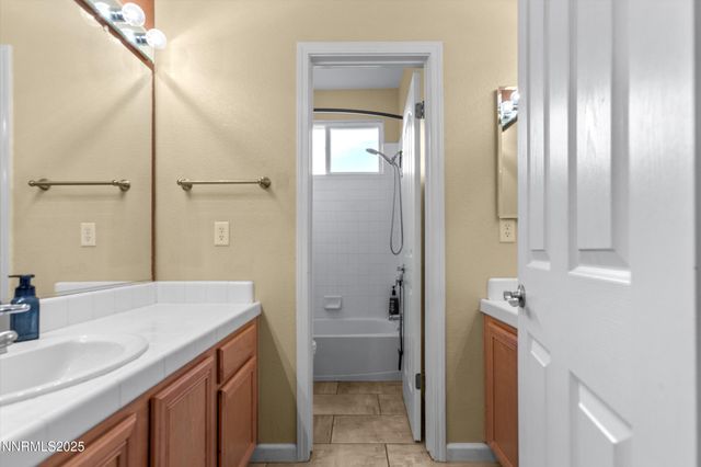 6894 Cinnamon Drive, Sparks, NV 89436