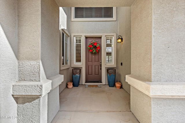 6894 Cinnamon Drive, Sparks, NV 89436