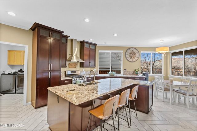6894 Cinnamon Drive, Sparks, NV 89436