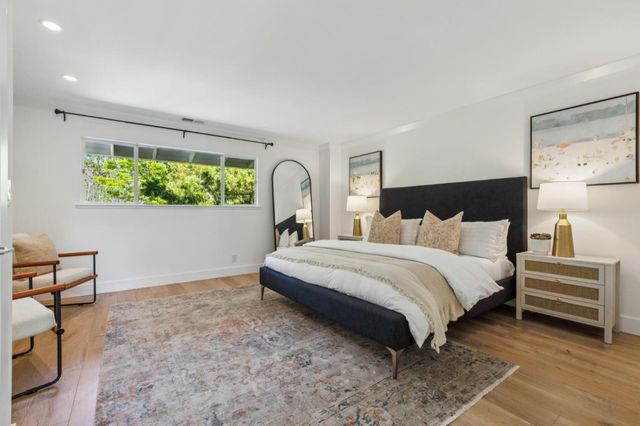 2429 Sharon Oaks Drive, Menlo Park, CA 94025