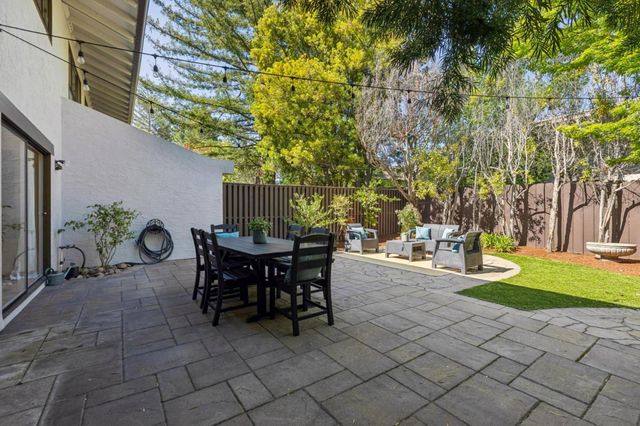 2429 Sharon Oaks Drive, Menlo Park, CA 94025