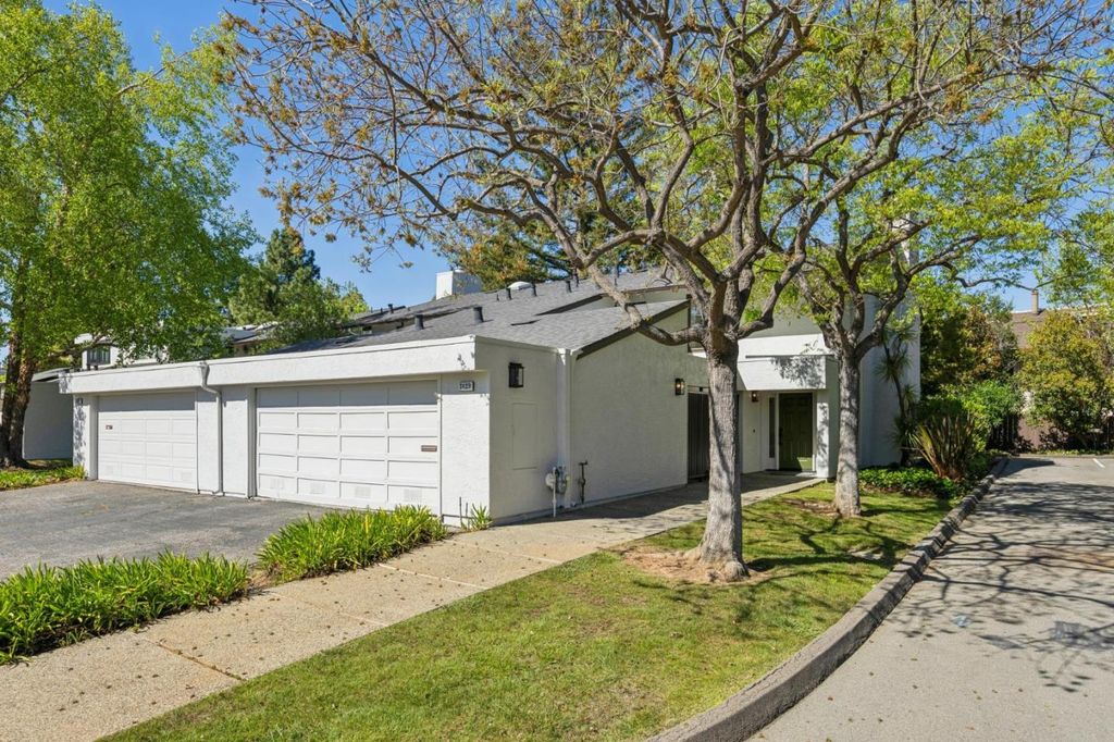 2429 Sharon Oaks Drive, Menlo Park, CA 94025