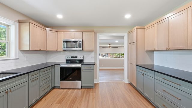 109 Oak Park, Winchester, TN 37398