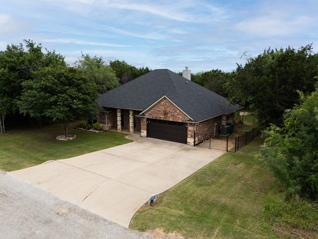 6049 Wildwood Drive, Whitney, TX 76692