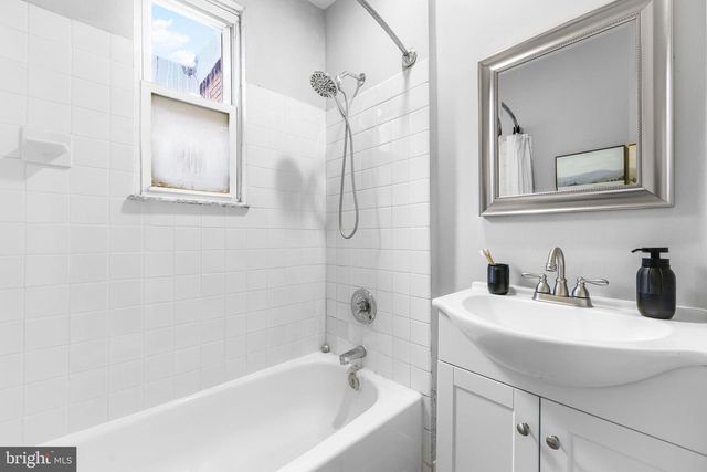 841 POWERS ST, Baltimore, MD 21211