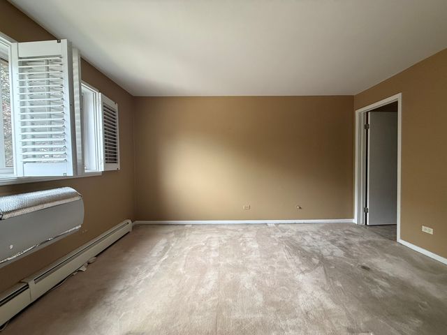 950 Washington Boulevard 101, Oak Park, IL 60302