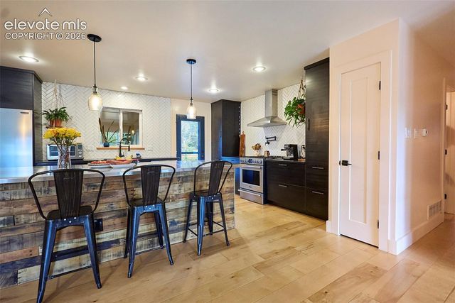 6827 Rosewood Drive, Colorado Springs, CO 80918