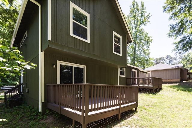 2160 Leslie Brook Drive, Decatur, GA 30035