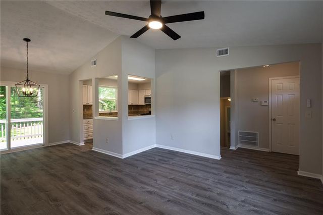 2160 Leslie Brook Drive, Decatur, GA 30035