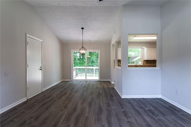 2160 Leslie Brook Drive, Decatur, GA 30035