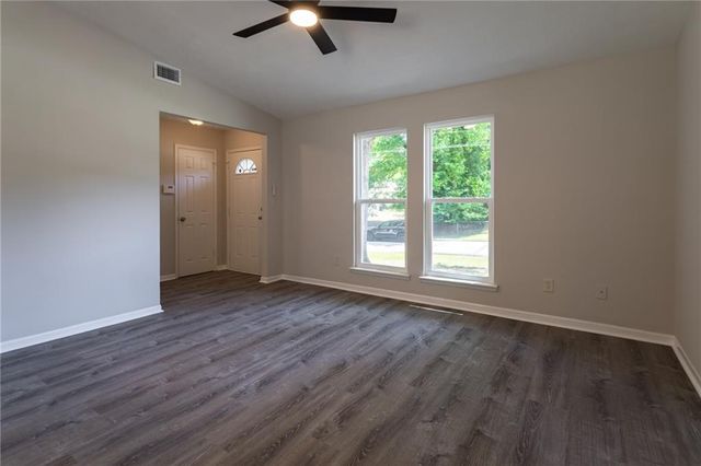 2160 Leslie Brook Drive, Decatur, GA 30035