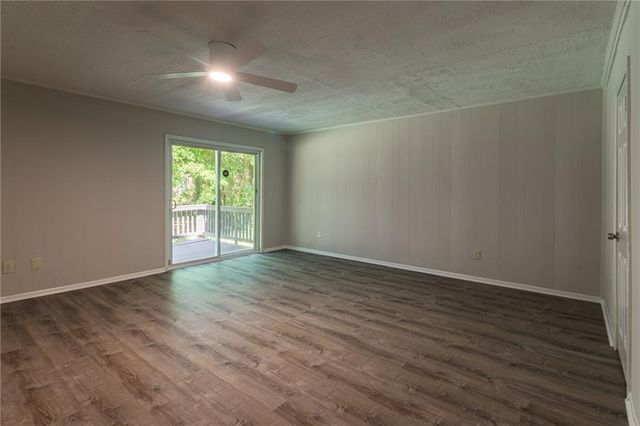 2160 Leslie Brook Drive, Decatur, GA 30035