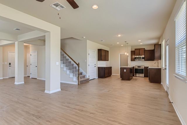 9717 Eloquence DR, Manor, TX 78653