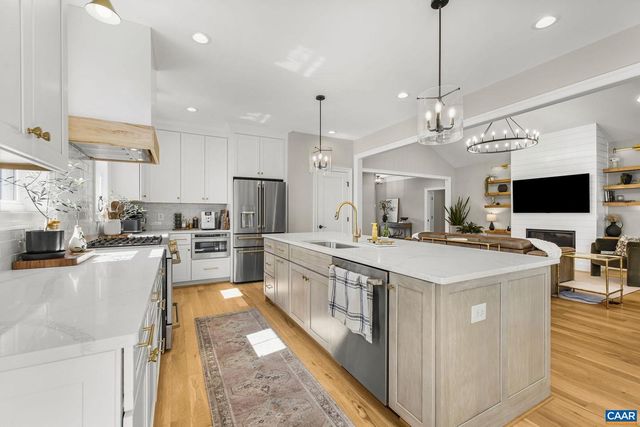 116 APPLEWOOD DR, Zion Crossroads, VA 22942