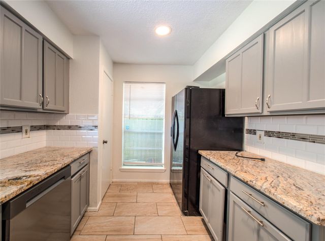 6726 Grant Drive, Richmond, TX 77469