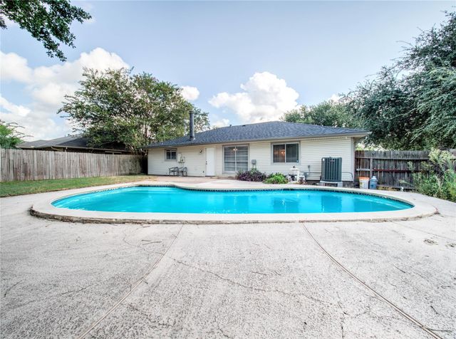 6726 Grant Drive, Richmond, TX 77469