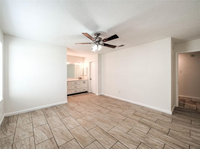 6726 Grant Drive, Richmond, TX 77469