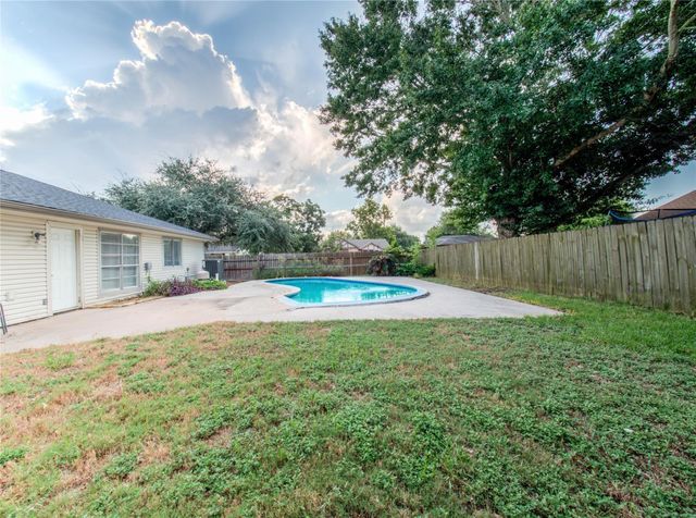 6726 Grant Drive, Richmond, TX 77469