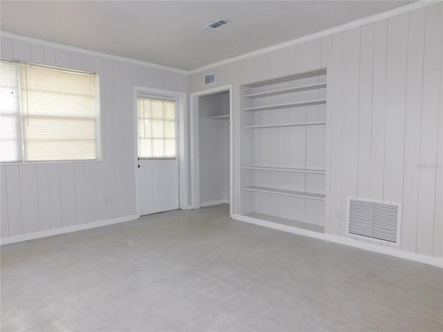 548 NE 5TH AVENUE, Gainesville, FL 32601