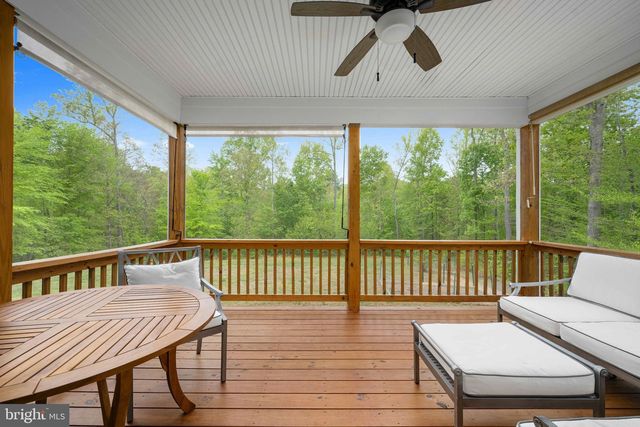 20430 SUNSET HILL DR, Lignum, VA 22726