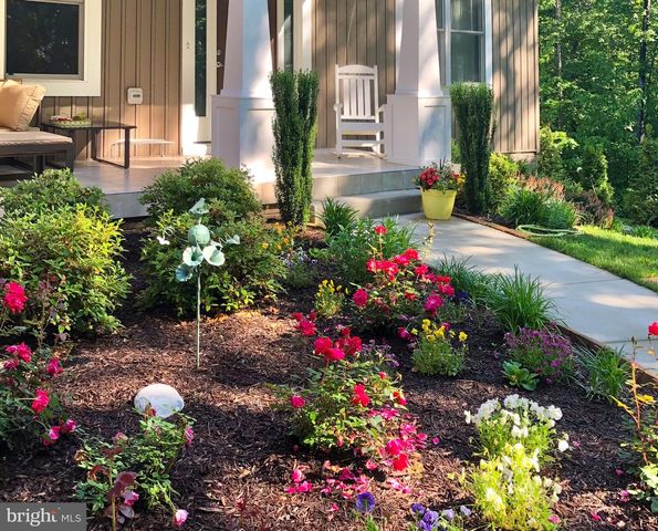 20430 SUNSET HILL DR, Lignum, VA 22726