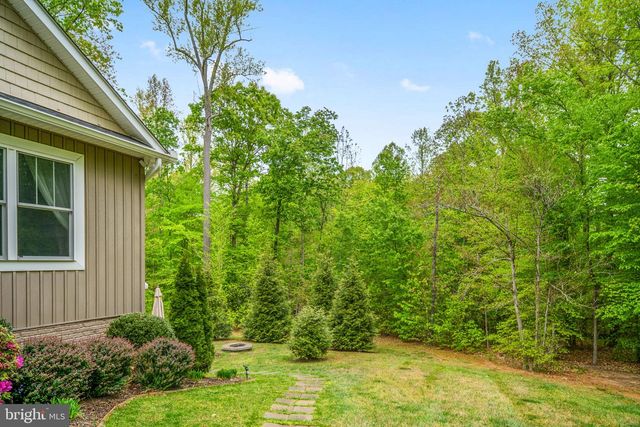20430 SUNSET HILL DR, Lignum, VA 22726