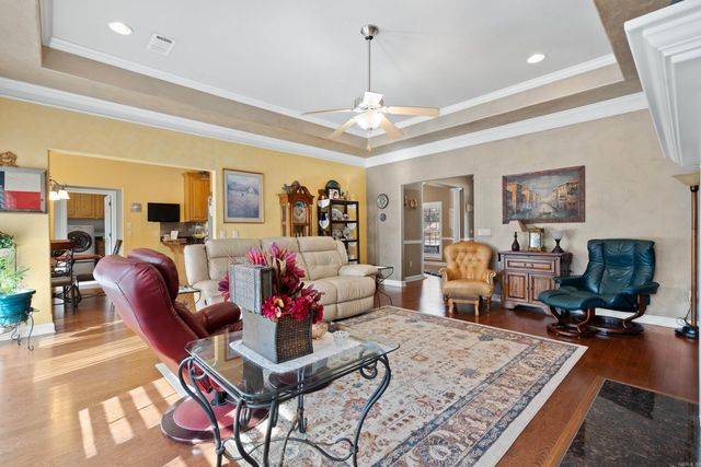 222 Pizarro Drive, Hot Springs Village, AR 71909