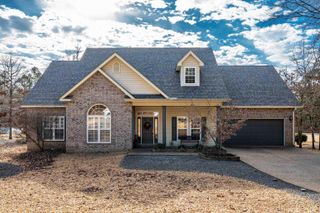 222 Pizarro Drive, Hot Springs Village, AR 71909