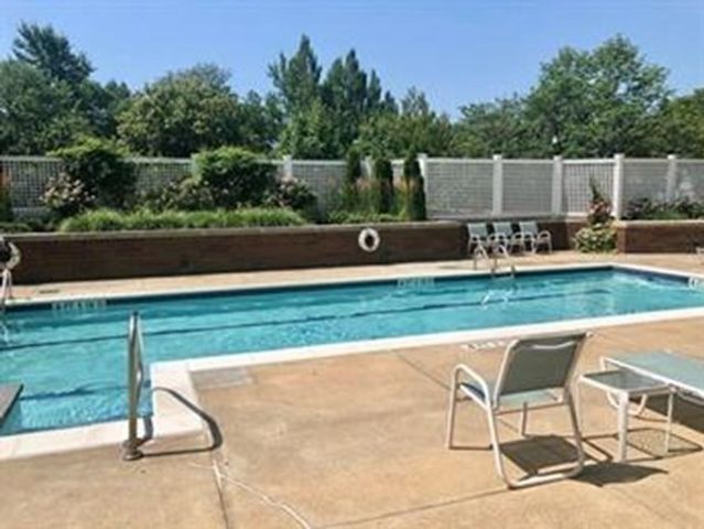 950 Massachusetts Ave 318, Cambridge, MA 02139