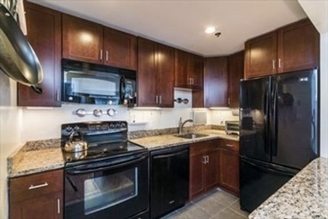 950 Massachusetts Ave 318, Cambridge, MA 02139