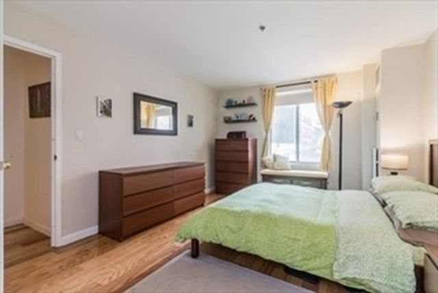 950 Massachusetts Ave 318, Cambridge, MA 02139