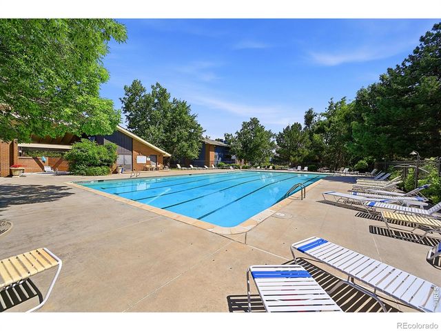 2800 Kalmia Avenue C-113, Boulder, CO 80301
