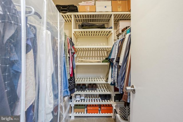 2315 GLADE BANK WAY, Reston, VA 20191