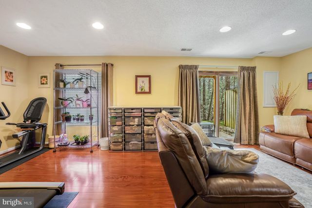 2315 GLADE BANK WAY, Reston, VA 20191